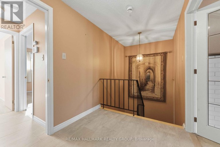 29053804/1884-elmridge-drive/beacon-hill-south/ottawa/ontario/K1J6R7_5