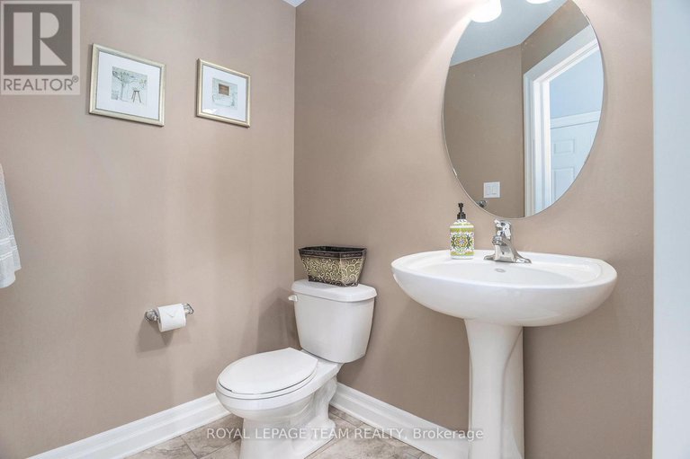 28199160/1723-carling-avenue-suite-1/ottawa/ontario/K2A1C8_21