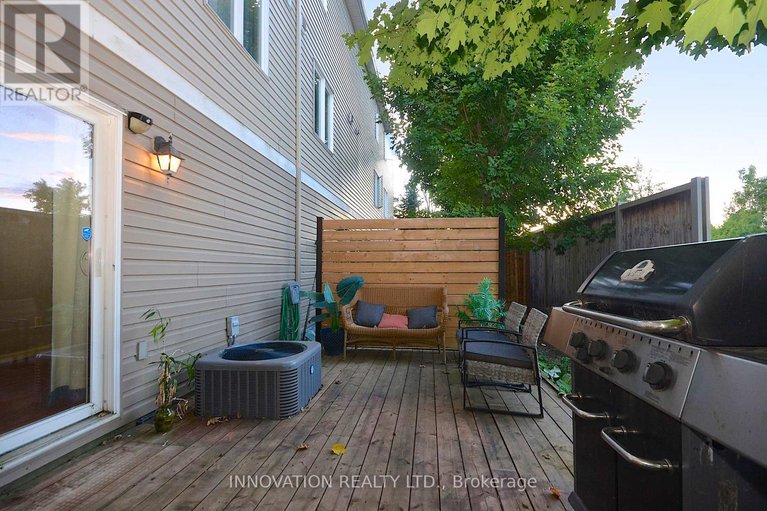 28768924/706-sanibel-private/westcliffe-estates/ottawa/ontario/K2H0A8_30