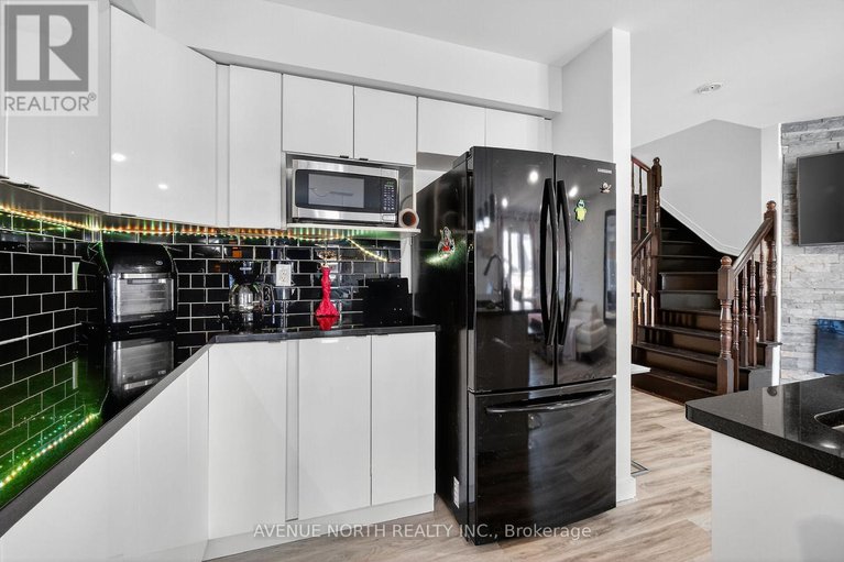 29068695/208-kingswell-street/leitrim/ottawa/ontario/K1T0L1_15