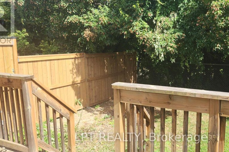 28763963/148-pickwick-drive/cedargrovefraserdale/ottawa/ontario/K2J3C8_22
