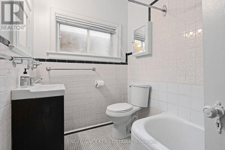 29608373/18-clarendon-avenue/ottawa-west/ottawa/ontario/K1Y0P2_18