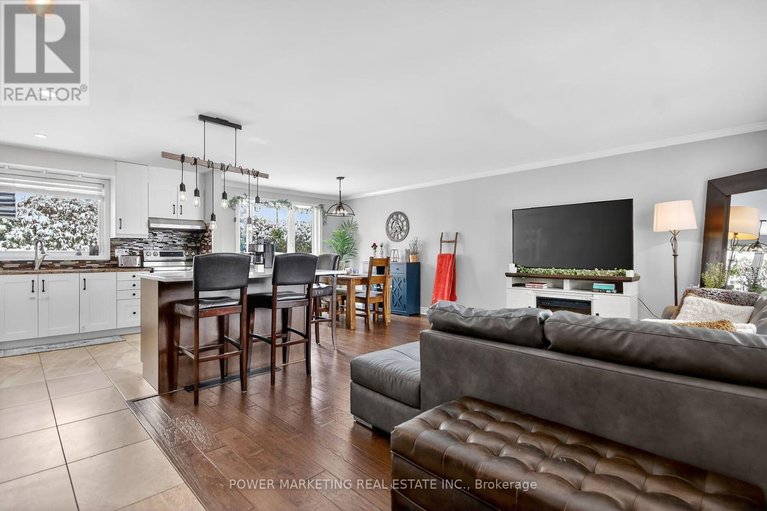 29667359/3269-clearwater-crescent/south-keys/ottawa/ontario/K1V7S3_23