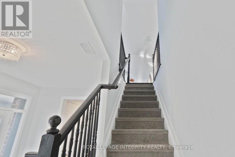 29043216/184-pictou-crescent/emerald-meadowstrailwest/ottawa/ontario/K2V0R2_10