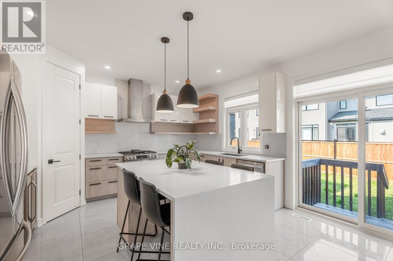 28487920/701-odyssey-way/leitrim/ottawa/ontario/K1T0V3_11