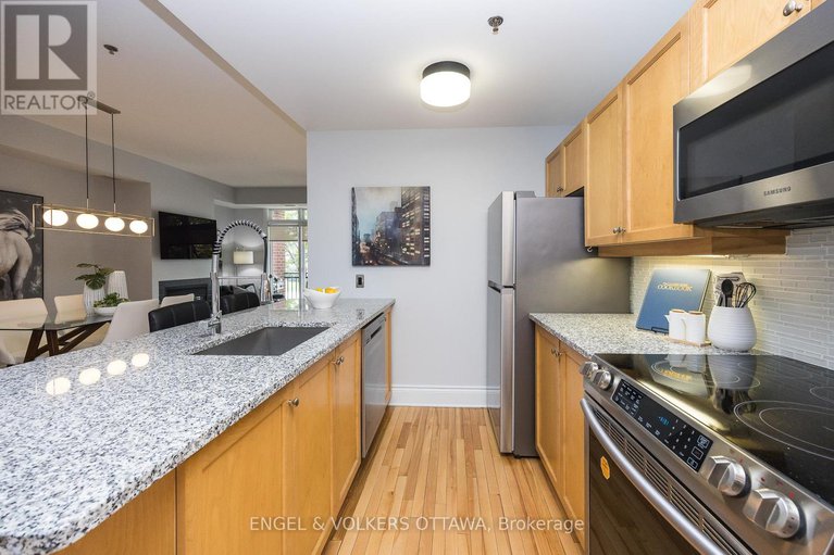 28592109/105-400-mcleod-street/ottawa-centre/ottawa/ontario/K2P1A6_24