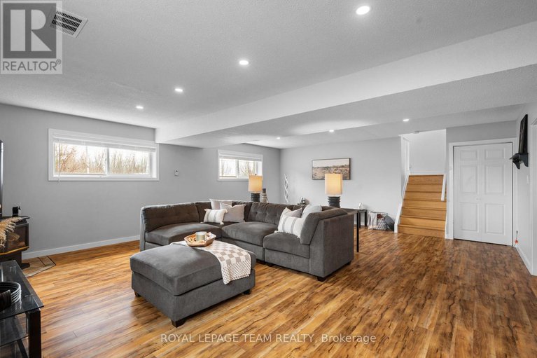 28621218/2150-8th-line-road/osgoode-twp-north-of-reg-rd-6/ottawa/ontario/K0A2P0_22