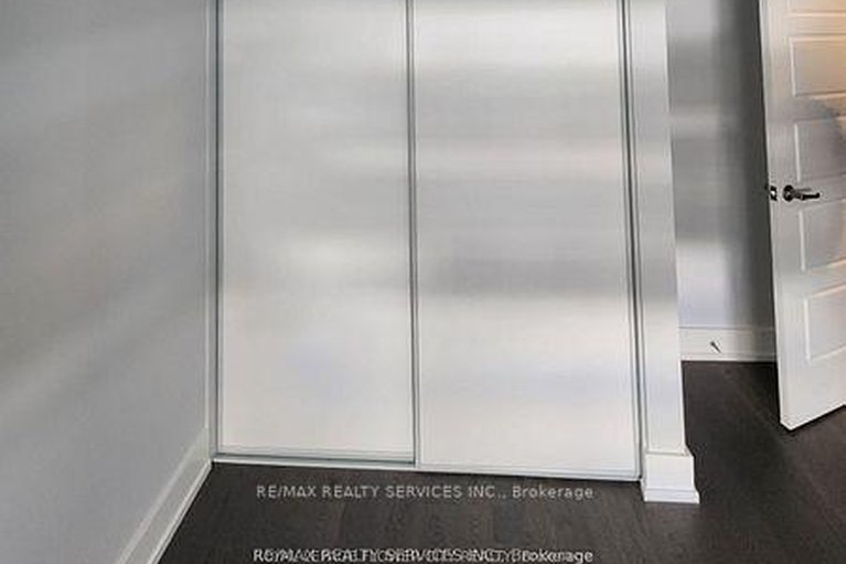 29125849/726-rouncey-road/emerald-meadowstrailwest/ottawa/ontario/K2S1B6_20