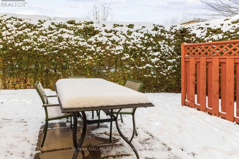 29476834/11-1160-shillington-avenue/carlington/ottawa/ontario/K1Z7Z4_22