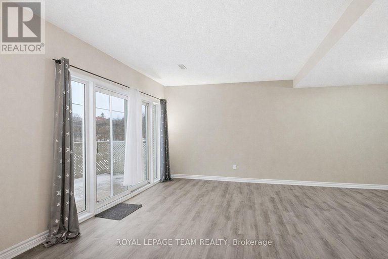 29219966/108-3265-st-joseph-boulevard/bilberry-creekqueenswood-heights/ottawa/ontario/K1E3Y2_9