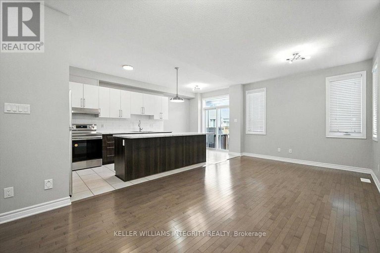 28517732/843-june-grass-street/avalon-west/ottawa/ontario/K4A1H4_7