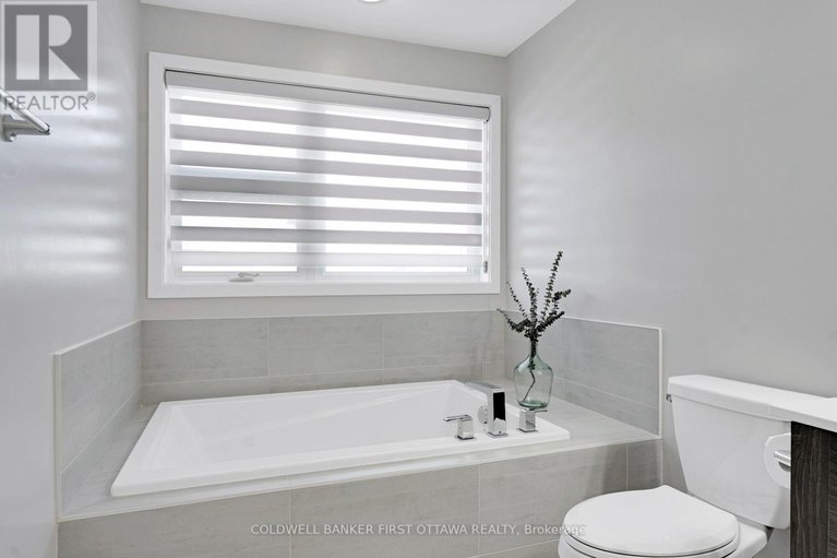 29352953/422-markdale-terrace/riverside-southgloucester-glen/ottawa/ontario/K4M0E2_25