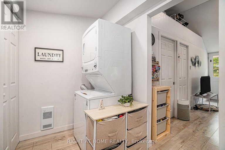 29153332/15-willis-james-lane/mcnabbraeside-twps/mcnabbraeside/ontario/K7S2A5_13