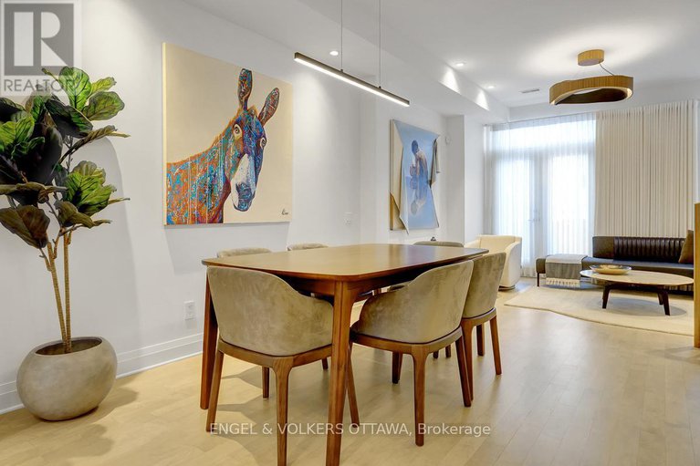 29300834/449-edison-avenue/mckellarhighland/ottawa/ontario/K2A1S5_13