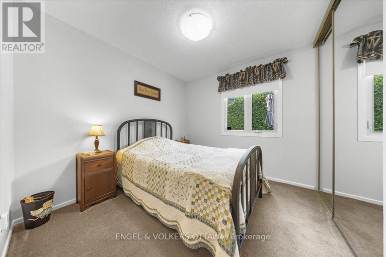 28855276/11-ventnor-way/pheasant-run/ottawa/ontario/K2J1M2_17
