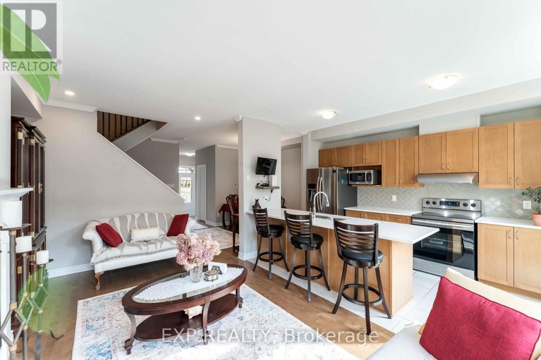 28572784/347-mountain-sorrel-way/avalon-west/ottawa/ontario/K4A1H7_5