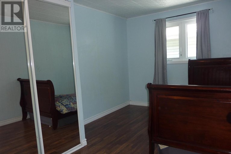 28634194/18317-county-rd-2-highway/south-glengarry-charlottenburgh-twp/south-glengarry/ontario/K6H5R5_16