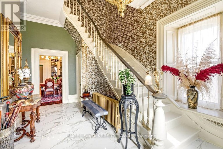 29565530/382-mcgill-street/hawkesbury/hawkesbury/ontario/K6A1R2_6