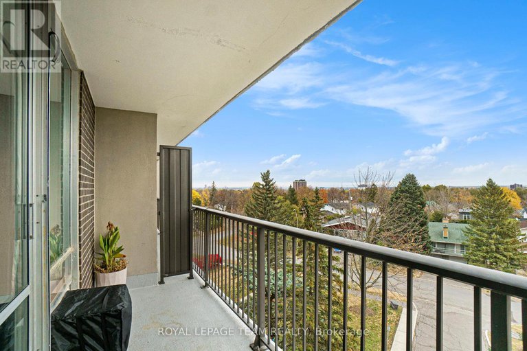 29087496/606-2400-virginia-drive/urbandale-acres/ottawa/ontario/K1H8L3_26