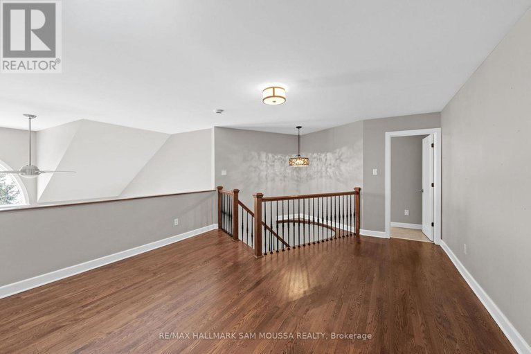 29343757/25-marsh-sparrow-private/morgans-grantsouth-march/ottawa/ontario/K2K3P1_33