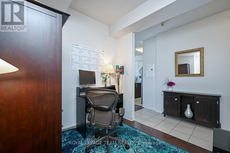 29407953/1906-90-landry-street/vanier/ottawa/ontario/K1L0A9_12