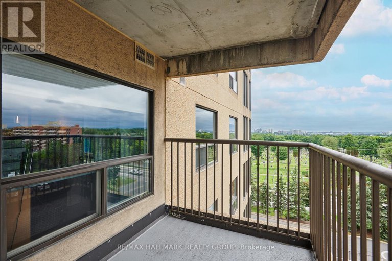 28500317/503-545-st-laurent-boulevard/viscount-alexander-park/ottawa/ontario/K1K4H9_32