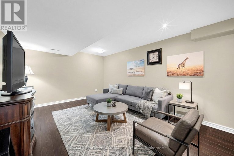 29608041/292-rustic-hills-crescent/springridgeeast-village/ottawa/ontario/K4A5A5_43