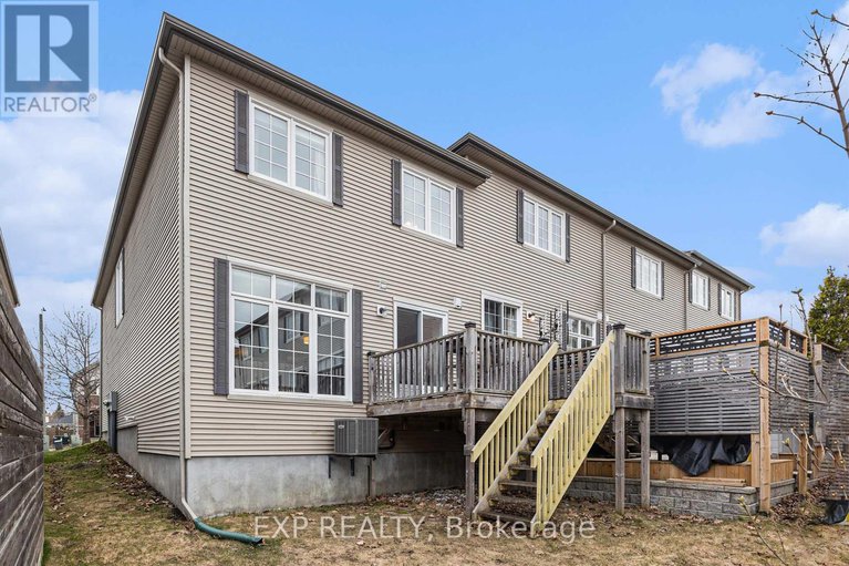 28909546/407-heathrow-private/stittsville-south/ottawa/ontario/K2S0M9_23
