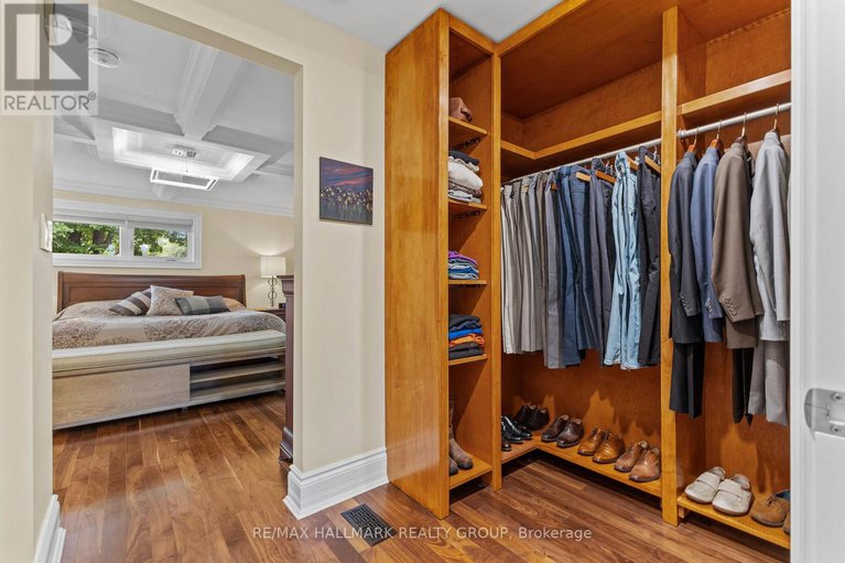 28537676/1883-barnhart-place/alta-vistafaircrest-heights/ottawa/ontario/K1H5B5_19