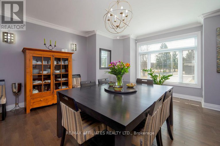 28142173/2284-summerside-drive/manotick-east-to-manotick-station/ottawa/ontario/K4M1B4_9