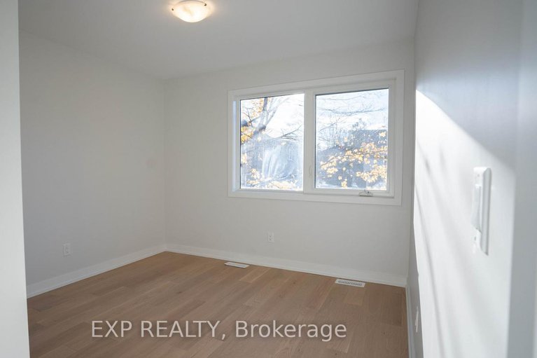 29404644/236-woodroffe-avenue-n/woodroffe/ottawa/ontario/K2A3V4_13