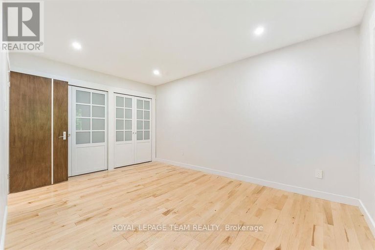 29380921/15-leacock-drive/beaverbrook/ottawa/ontario/K2K1R6_22