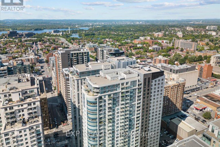 29234795/2009-195-besserer-street/sandy-hill/ottawa/ontario/K1N0B6_40