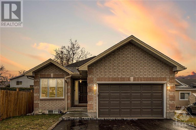 28929561/41-red-maple-crescent/blackburn-hamlet/ottawa/ontario/K1B4E2_1