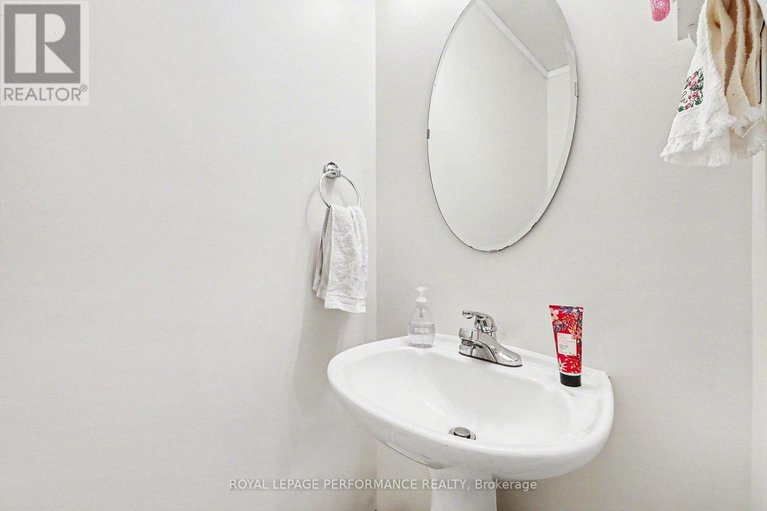 29608042/214-windhurst-drive/barrhaven-east/ottawa/ontario/K2G6H9_17