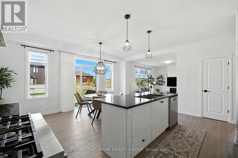 28632471/547-anchor-circle/mahogany-community/ottawa/ontario/K4M0N4_16
