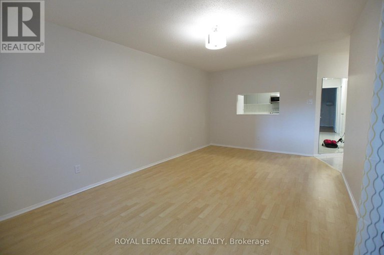 28979839/118-260-brittany-drive/viscount-alexander-park/ottawa/ontario/K1K4M2_5