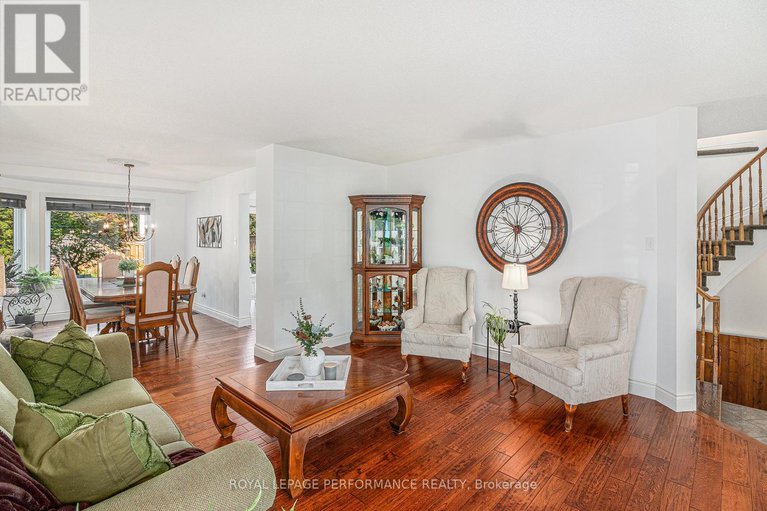 28727243/887-bideford-street/fallingbrookridgemount/ottawa/ontario/K4A2C4_4