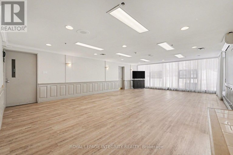 29563749/906-1081-ambleside-drive/woodroffe/ottawa/ontario/K2B8C8_26