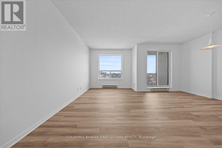 29430525/1403-215-parkdale-avenue/mechanicsville/ottawa/ontario/K1Y4T8_6