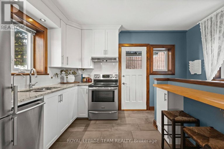 29518979/92-third-avenue/glebe/ottawa/ontario/K1S2J8_12