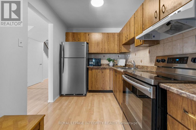 29398806/86-stokes-crescent/glencairnhazeldean/ottawa/ontario/K2L2Z4_14