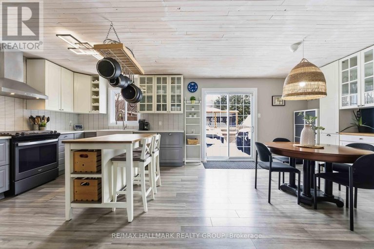 29416522/1091-burgundy-lane/convent-glen/ottawa/ontario/K1C2M9_8