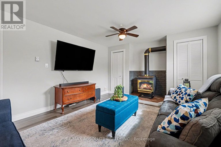 29626462/258-gore-street/almonte/mississippi-mills/ontario/K0A1A0_27