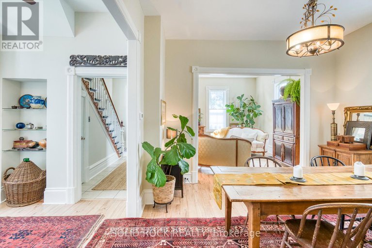 28568795/33a-and-33b-napoleon-street/carleton-place/carleton-place/ontario/K7C2X4_14