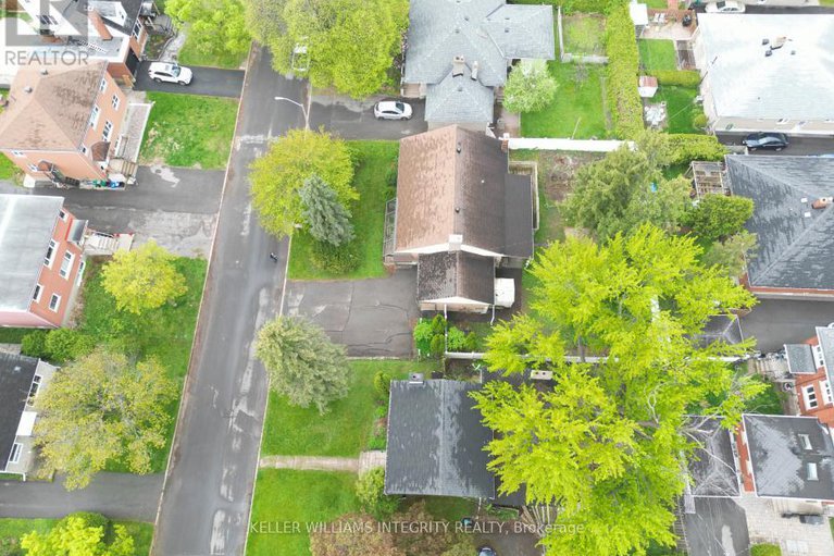 28332943/1077-richard-avenue/billings-bridge/ottawa/ontario/K1H8C3_7