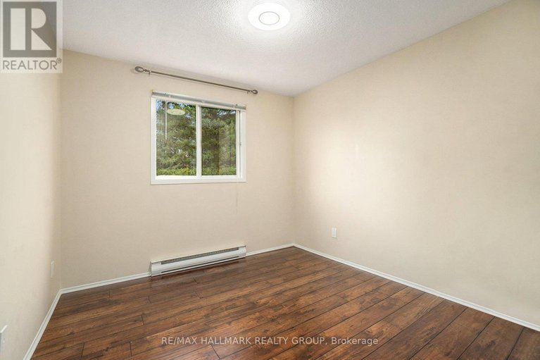28792795/1611-belcourt-boulevard/orleanssunridge/ottawa/ontario/K1C1M3_24