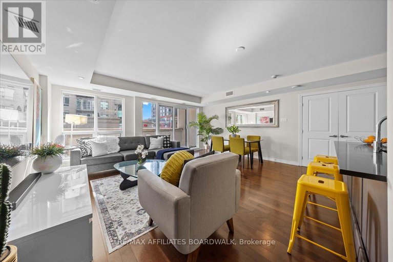 28649694/206-242-rideau-street-s/sandy-hill/ottawa/ontario/K1N0B7_8