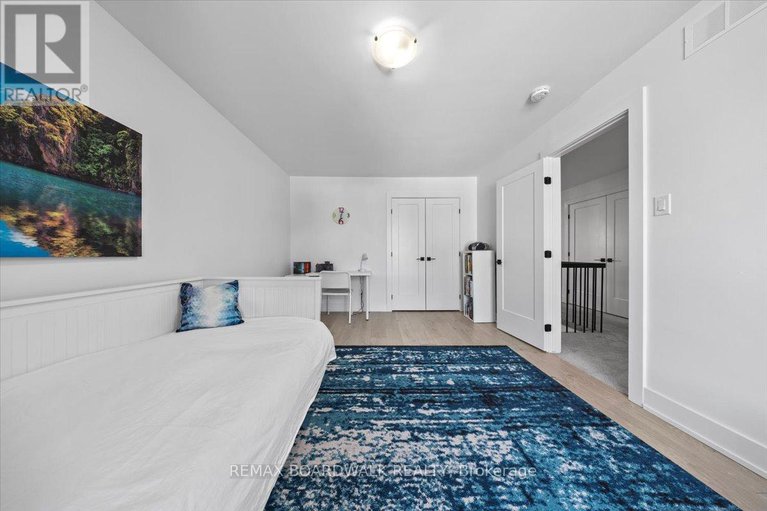 29432300/1535-kamouraska-circle/chateauneuf/ottawa/ontario/K1C3J1_30