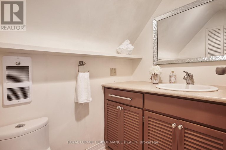 29341619/364-cunningham-avenue/alta-vistafaircrest-heights/ottawa/ontario/K1H6B4_18